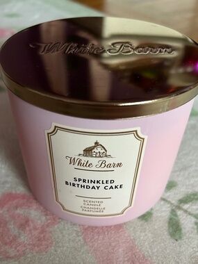 BBW Sprinkled Birthday Cake 3 Wick Candle